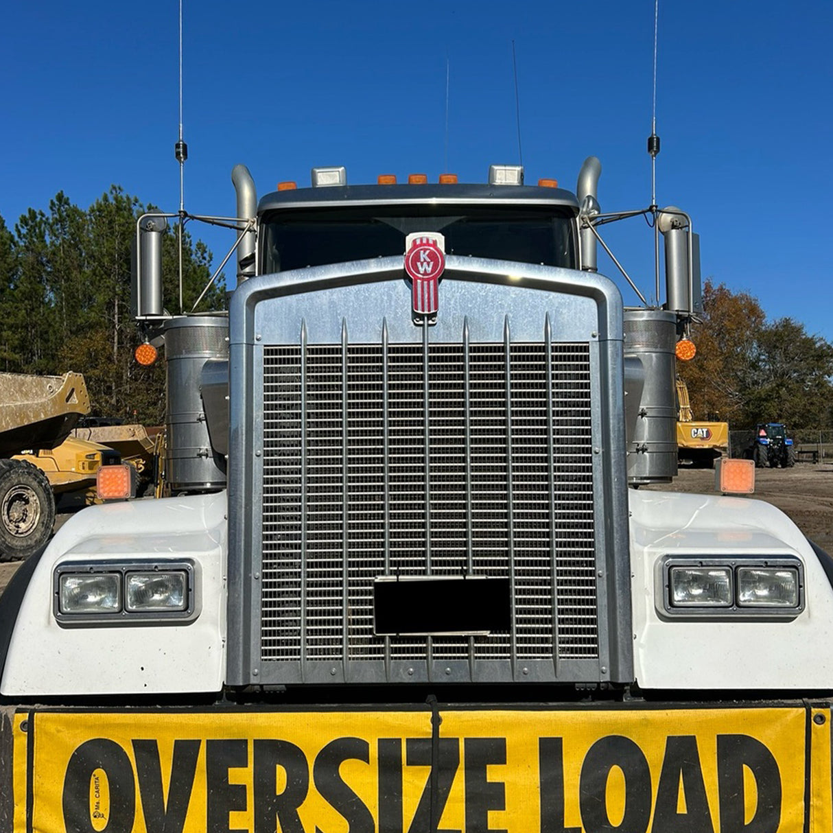 Dual Antenna Hustler Antenna on Trucker  | Right Channel Radios